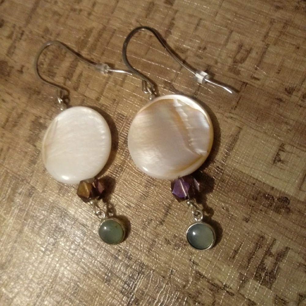 Hancrafted Shell And Crystal Earrings